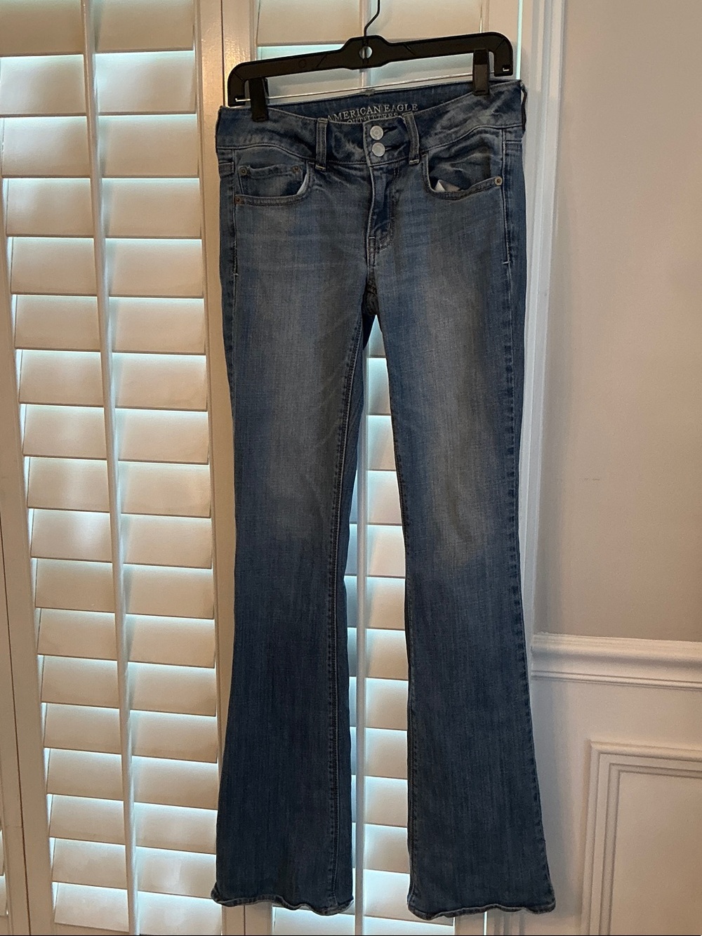 American Eagle Outfitters Women's Medium Blue Flare Jeans